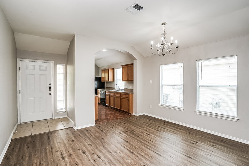 1,935/Mo, 11748 Logan Ridge Dr Houston, TX 77072 Dining Room View