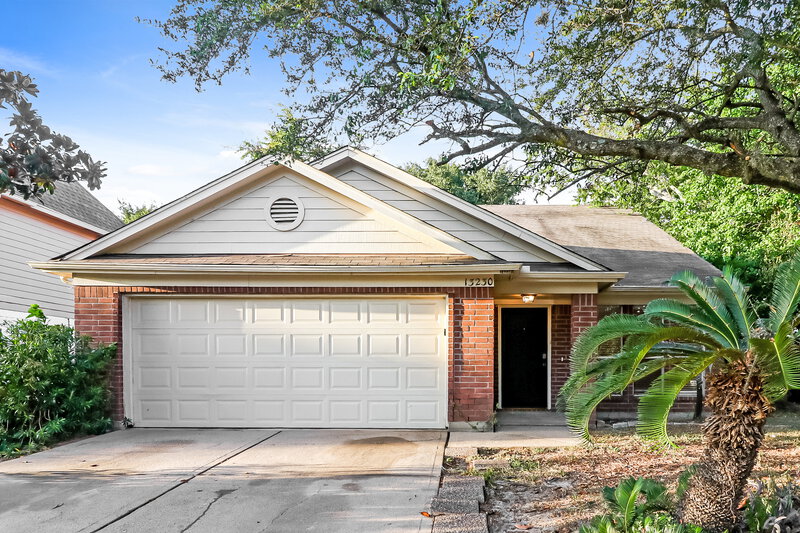 2,325/Mo, 13230 Firebrick Dr Houston, TX 77041 External View
