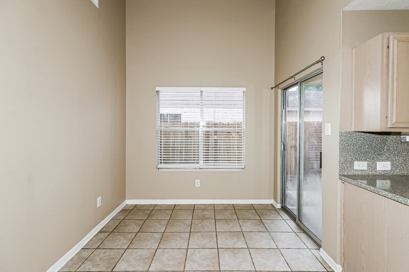2,325/Mo, 13230 Firebrick Dr Houston, TX 77041 Dining Room View