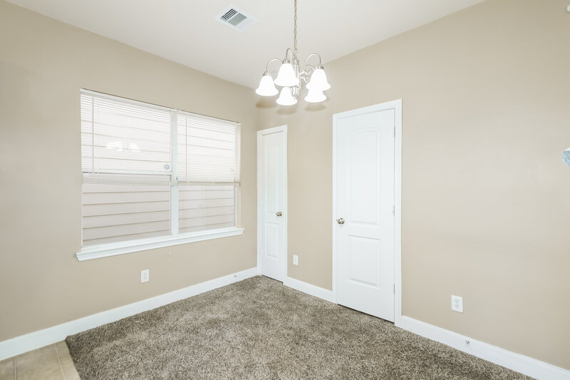 1,850/Mo, 3726 W Ashford Villa Ln Houston, TX 77082 Dining Room View