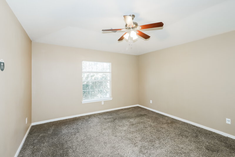 1,850/Mo, 3726 W Ashford Villa Ln Houston, TX 77082 Main Bedroom View