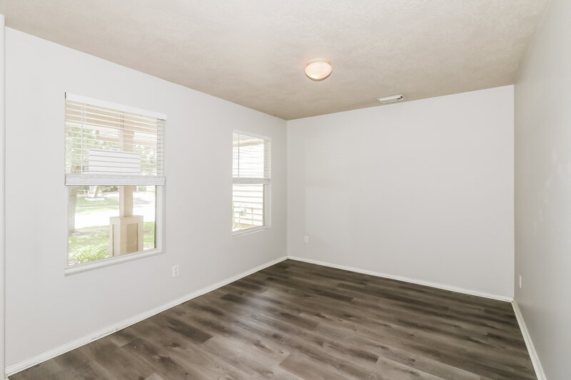 1,955/Mo, 19710 Rocky Shores Dr Tomball, TX 77375 Living Room View