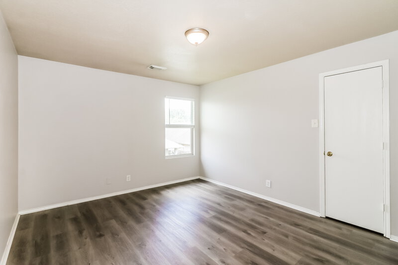 1,955/Mo, 19710 Rocky Shores Dr Tomball, TX 77375 Bedroom View