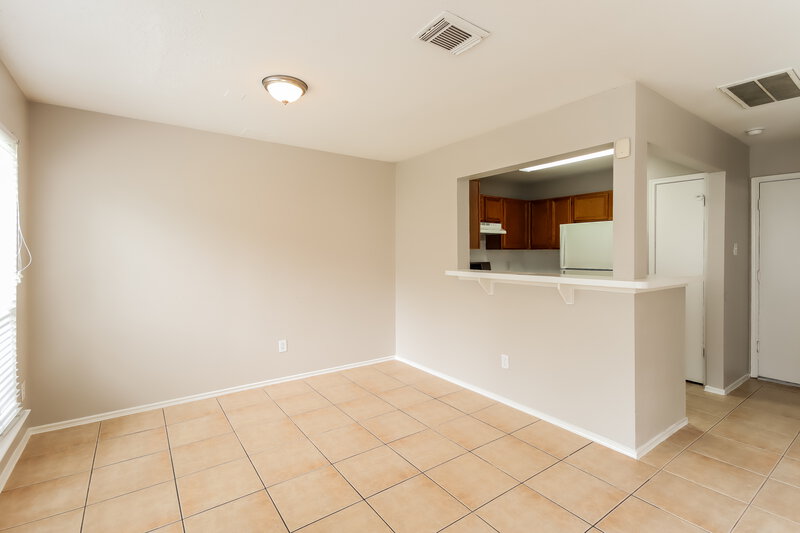 1,955/Mo, 8623 E Rachlin Cir Houston, TX 77071 Dining Room View 2