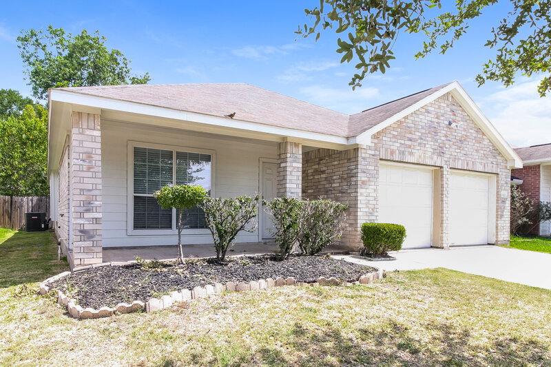 2,095/Mo, 9422 Camelia Crest Ln Houston, TX 77064 Front View