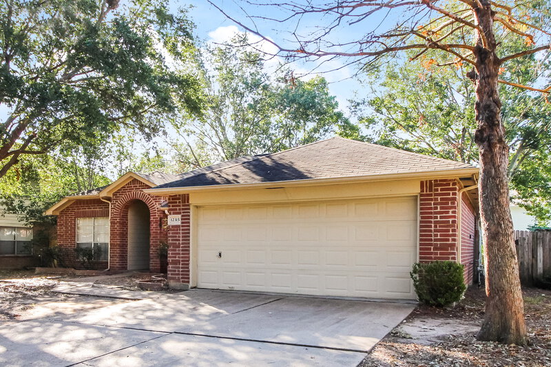 1,870/Mo, 12315 Claresholm Dr Tomball, TX 77377 Front View