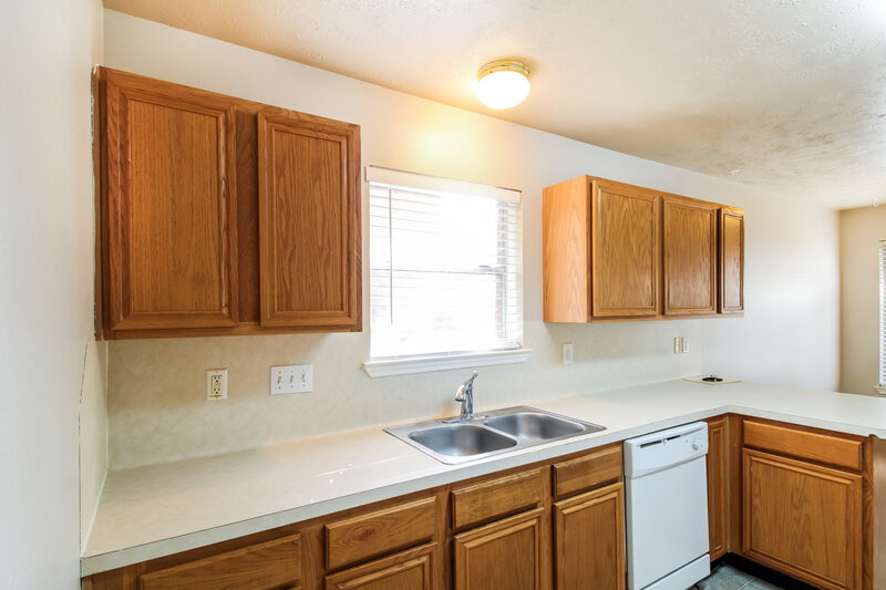 1,870/Mo, 12315 Claresholm Dr Tomball, TX 77377 Kitchen View