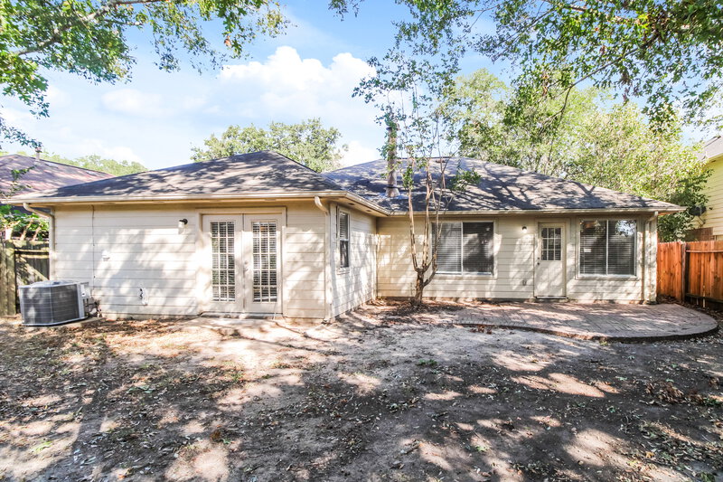 1,870/Mo, 12315 Claresholm Dr Tomball, TX 77377 Rear View 2