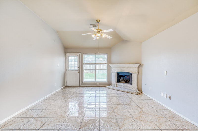 1,700/Mo, 21030 Stoney Haven Dr Katy, TX 77449 Living Room View