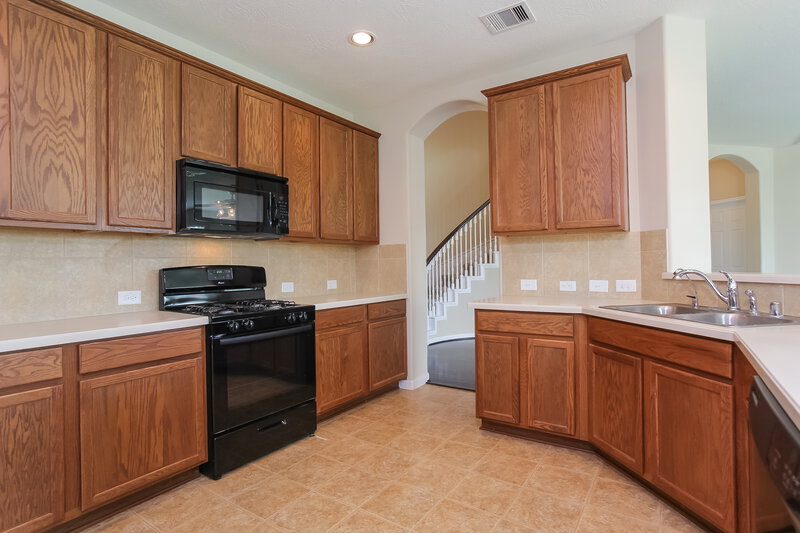 2,890/Mo, 18023 E Williams Bend Dr Cypress, TX 77433 Kitchen View