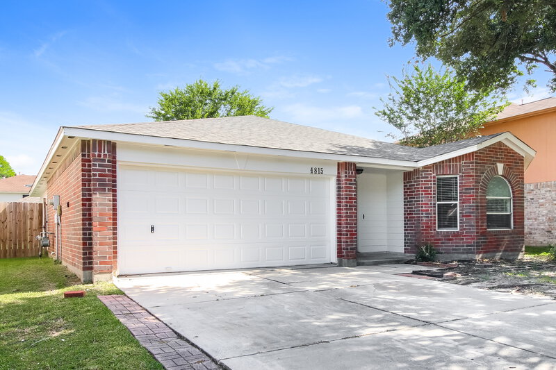 1,820/Mo, 4815 Gypsy Forest Dr Humble, TX 77346 Front View 2