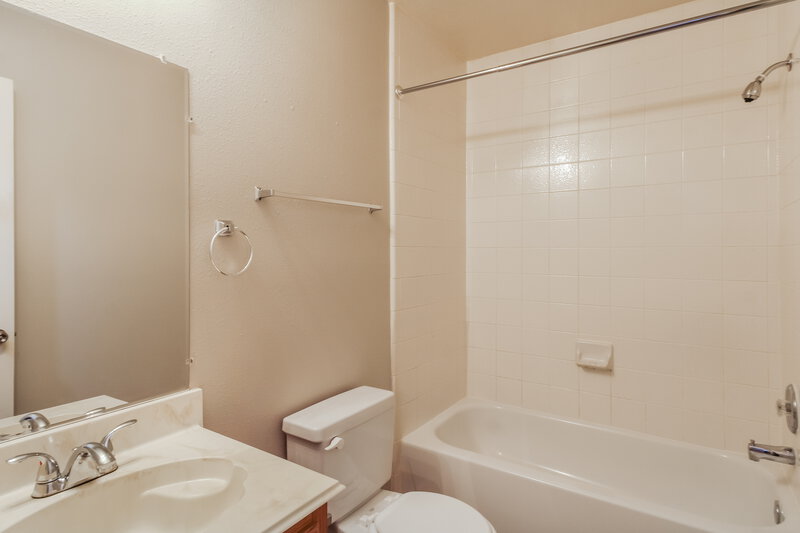 1,820/Mo, 4815 Gypsy Forest Dr Humble, TX 77346 Bathroom View