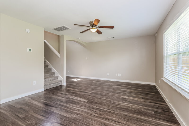 1,855/Mo, 7727 Painted Desert Dr Cypress, TX 77433 Living Room View 3