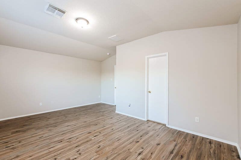 2,640/Mo, 7727 Painted Desert Dr Cypress, TX 77433 Main Bedroom View 2