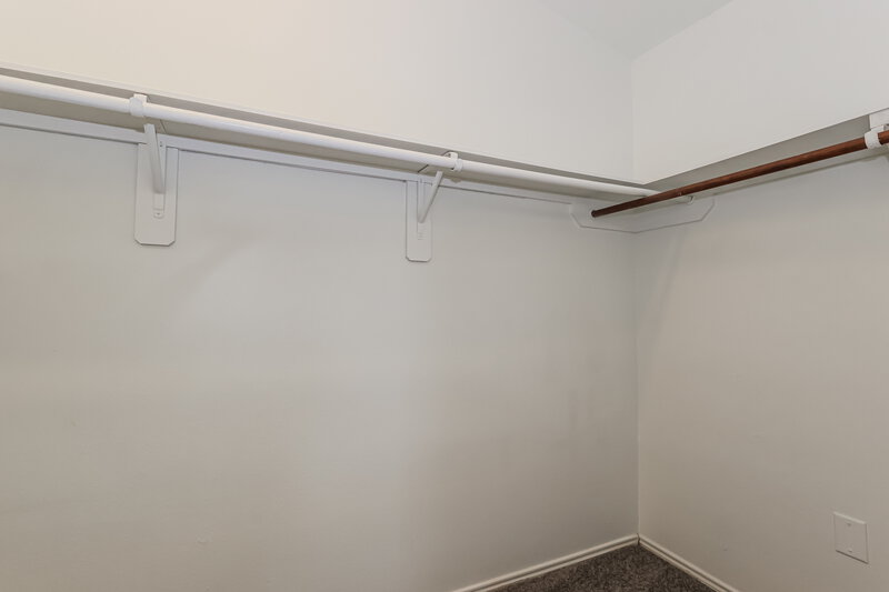 1,855/Mo, 7727 Painted Desert Dr Cypress, TX 77433 Walk In Closet View