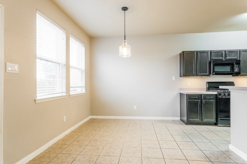2,130/Mo, 18706 Walden Glen Cir Humble, TX 77346 Dining Room View