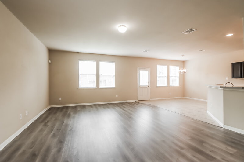 2,345/Mo, 18703 Walden Glen Cir Humble, TX 77346 Living Room View