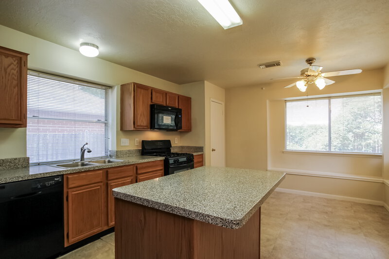 2,125/Mo, 7011 Fuchsia Ln Humble, TX 77346 Kitchen View 2