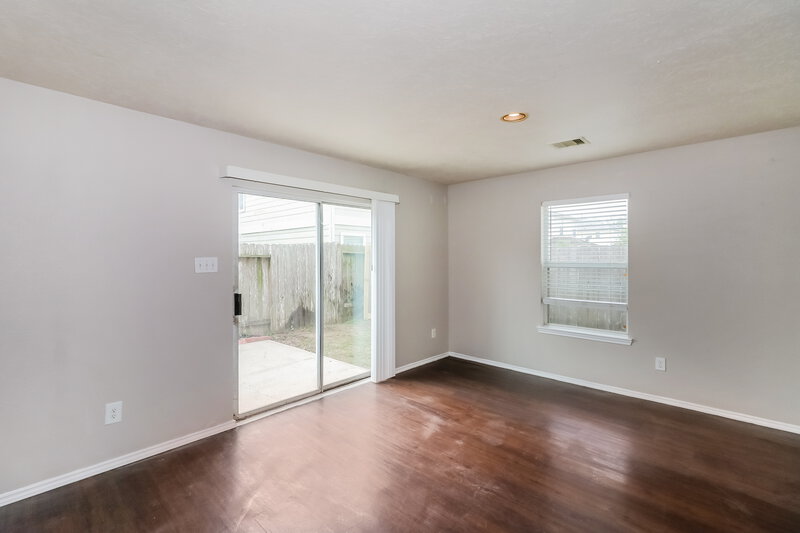 2,065/Mo, 2730 Skyview Grove Ct Houston, TX 77047 Dining Room View