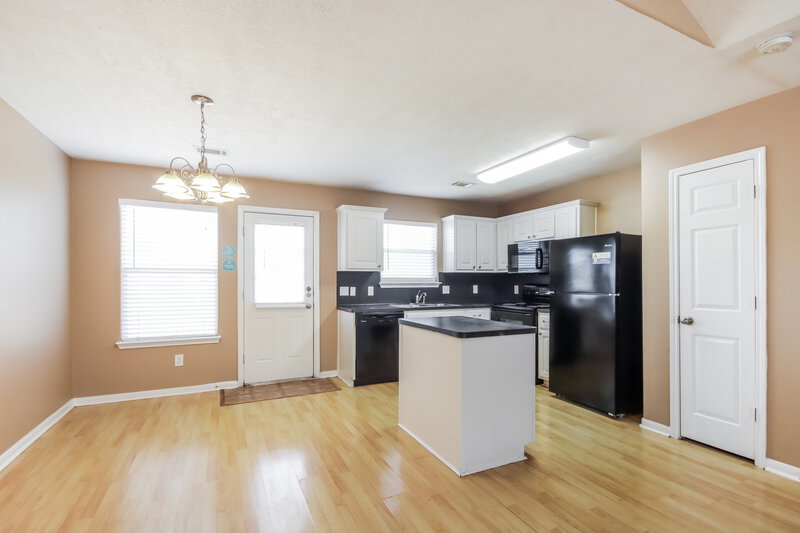 1,695/Mo, 4623 Comal River Loop Spring, TX 77386 Dining Room View