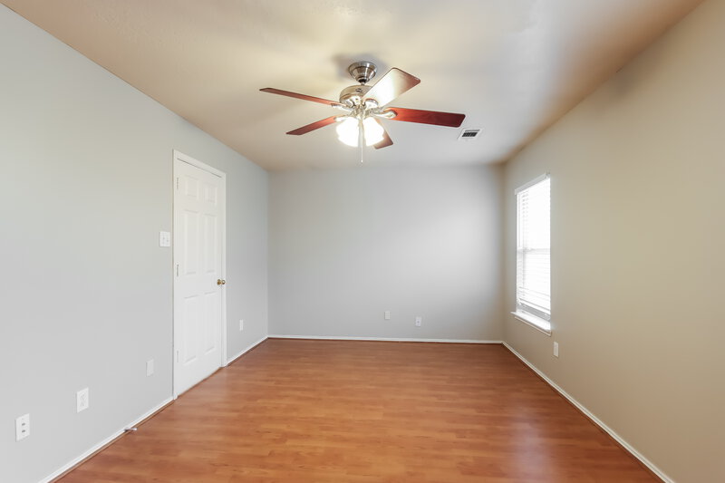 1,720/Mo, 12123 Carriage Oak Cir Humble, TX 77346 Main Bedroom View