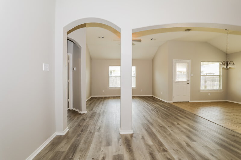 1,855/Mo, 20207 Niagara Falls Dr Tomball, TX 77375 Foyer View