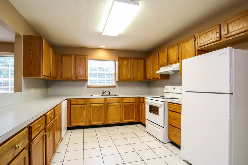 2,175/Mo, 19311 Cypress Bay Dr Katy, TX 77449 Kitchen View