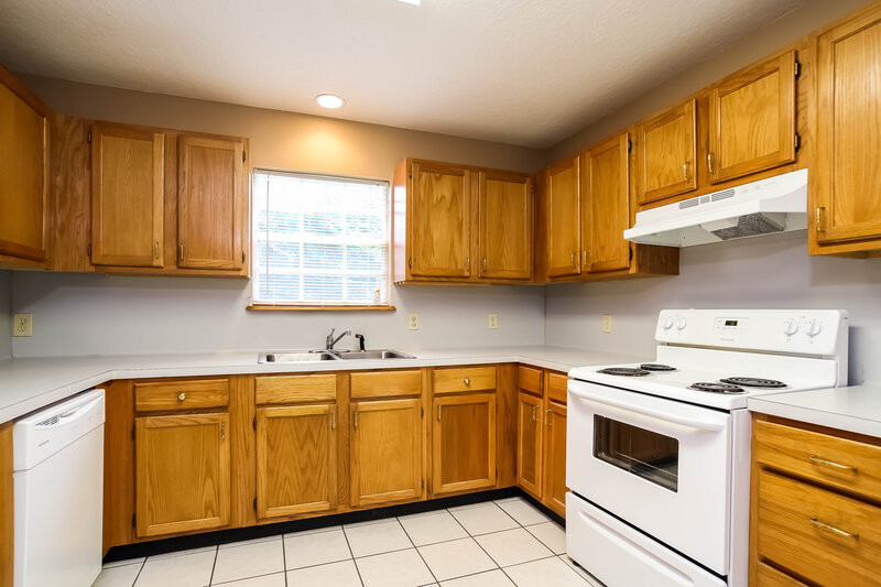 2,175/Mo, 19311 Cypress Bay Dr Katy, TX 77449 Kitchen View 2
