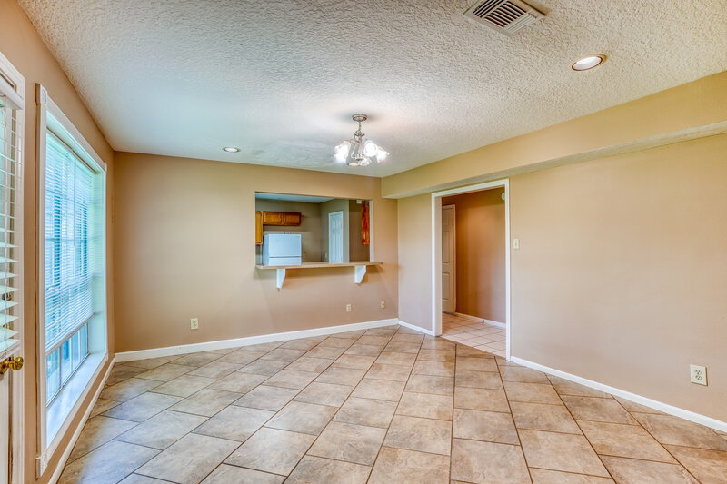 2,060/Mo, 19311 Cypress Bay Dr Katy, TX 77449 Dining Room View