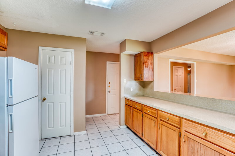 2,060/Mo, 19311 Cypress Bay Dr Katy, TX 77449 Main Bathroom View