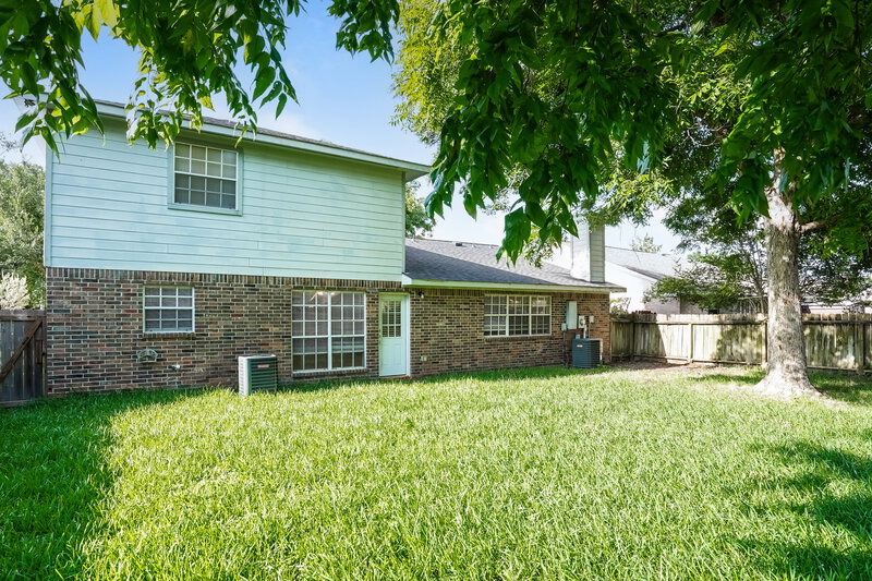 2,060/Mo, 19311 Cypress Bay Dr Katy, TX 77449 Rear View