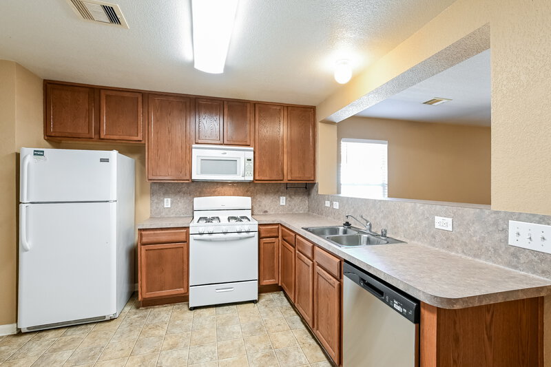 2,075/Mo, 22123 Greengate Dr Spring, TX 77389 Kitchen View