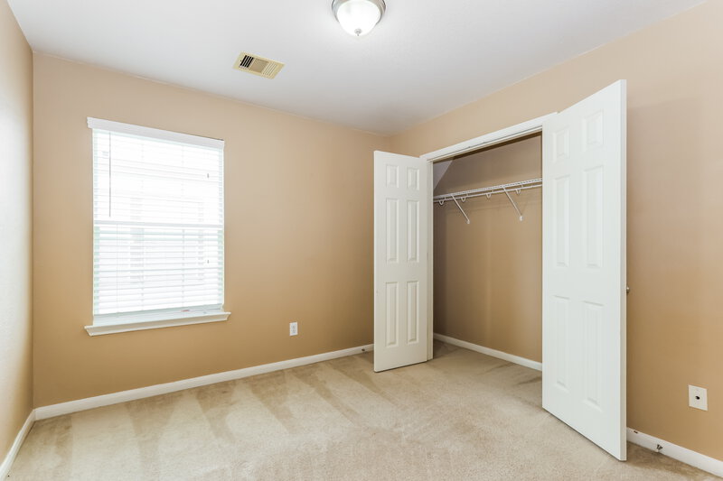2,015/Mo, 22123 Greengate Dr Spring, TX 77389 Bedroom View