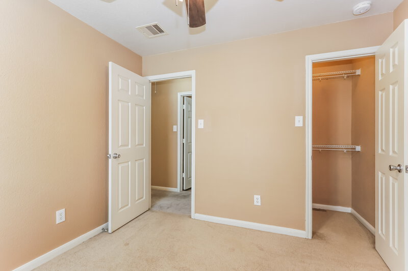 2,015/Mo, 22123 Greengate Dr Spring, TX 77389 Bedroom View 2