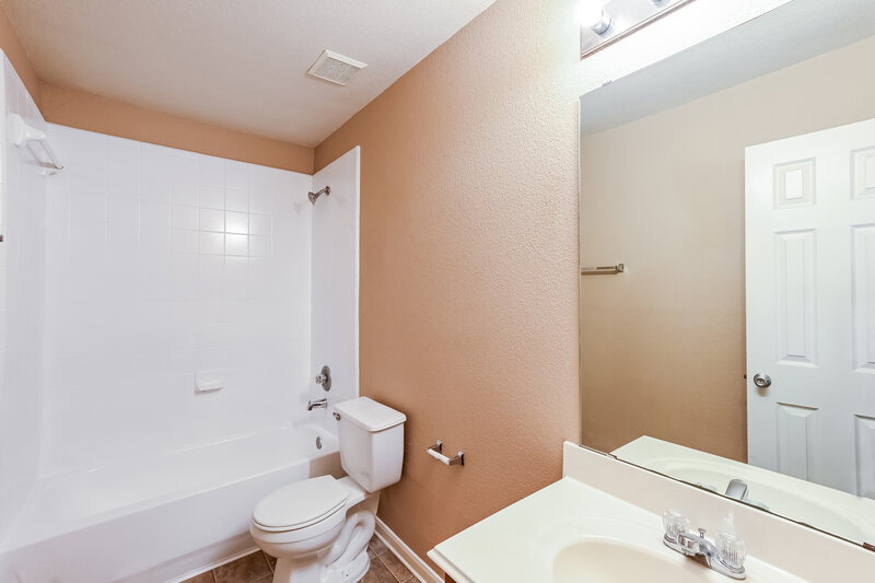 2,075/Mo, 22123 Greengate Dr Spring, TX 77389 Bathroom View