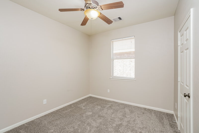 2,110/Mo, 6311 Marston River Ln Houston, TX 77066 Bedroom View