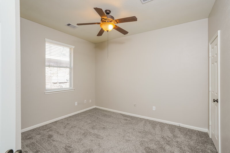 2,110/Mo, 6311 Marston River Ln Houston, TX 77066 Bedroom View 2