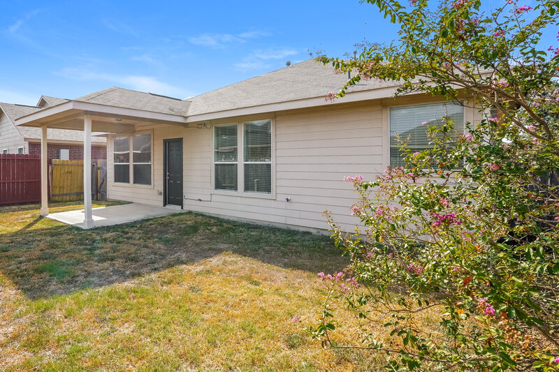 2,110/Mo, 6311 Marston River Ln Houston, TX 77066 Rear View 2
