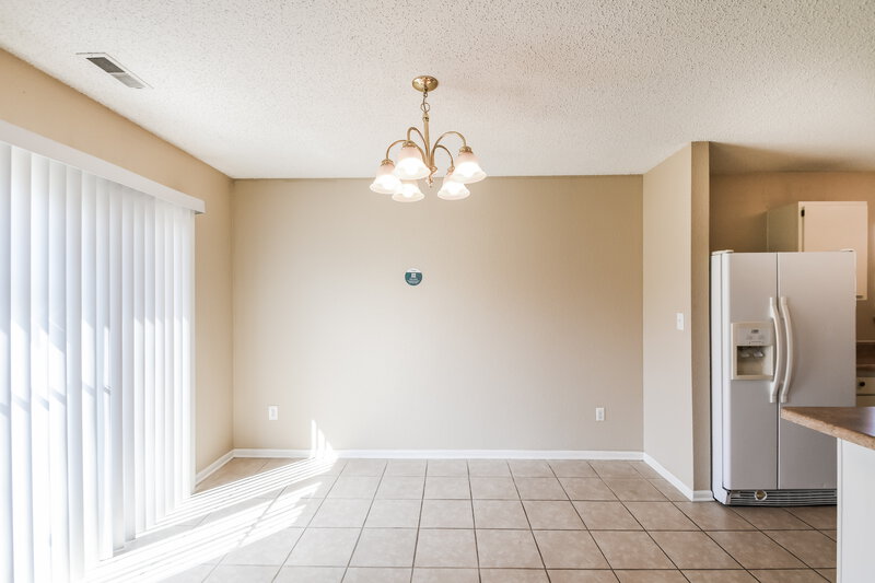 1,645/Mo, 17806 Gasparilla Ct Westfield, IN 46062 Dining Room View 2