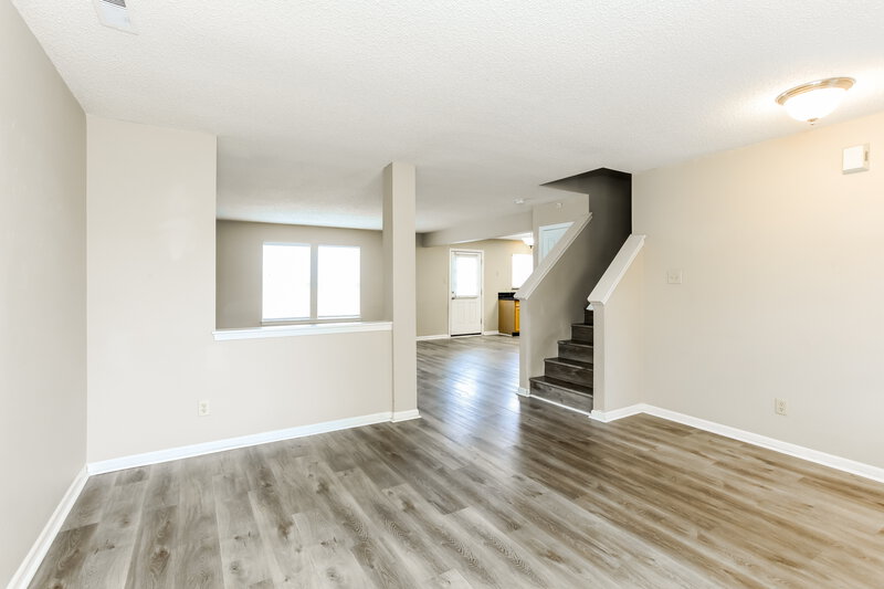 2,145/Mo, 19560 Tradewinds Dr Noblesville, IN 46062 Living Room View