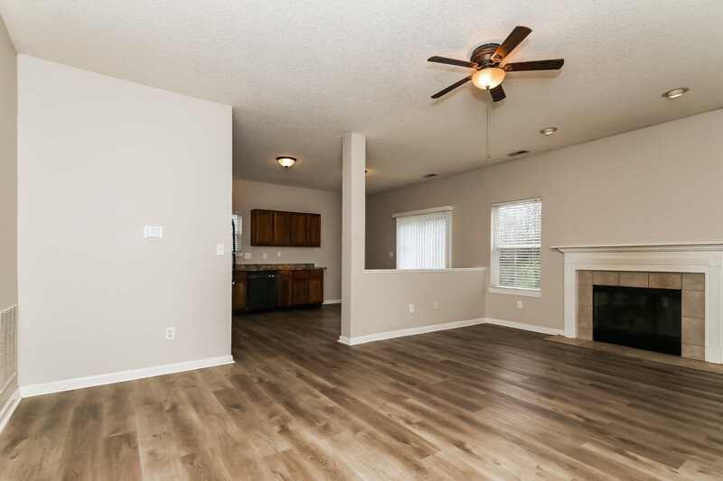 1,990/Mo, 5810 Long Lake Ln Indianapolis, IN 46235 Misc View 2