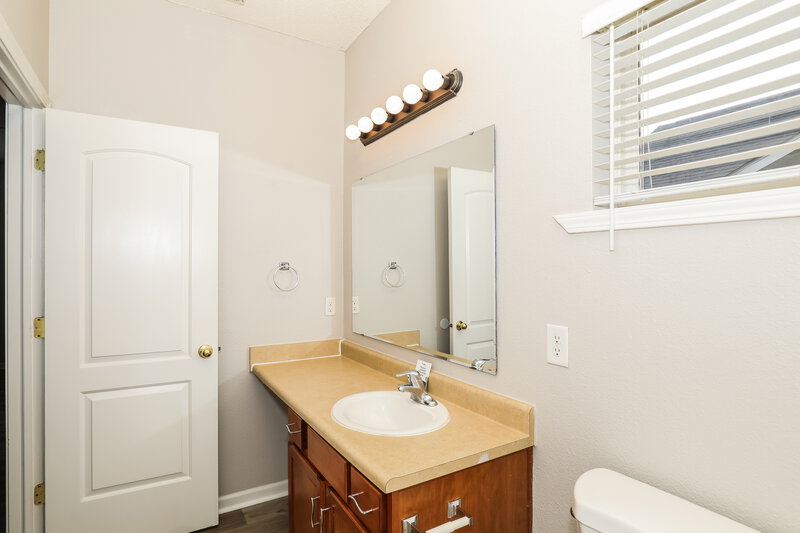 1,765/Mo, 5810 Long Lake Ln Indianapolis, IN 46235 Misc View 11