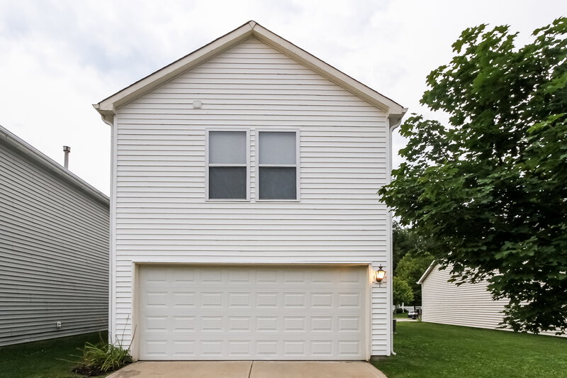 1,625/Mo, 14287 Cuppola Dr Noblesville, IN 46060 Garage View