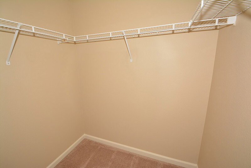 2,100/Mo, 18690 Big Circle Dr Noblesville, IN 46062 Closet View
