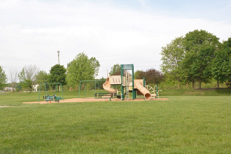 2,100/Mo, 18690 Big Circle Dr Noblesville, IN 46062 Playground View