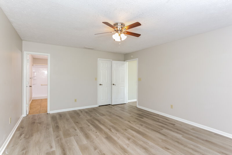 1,950/Mo, 12036 Pepperwood Dr Indianapolis, IN 46236 Main Bedroom View 2