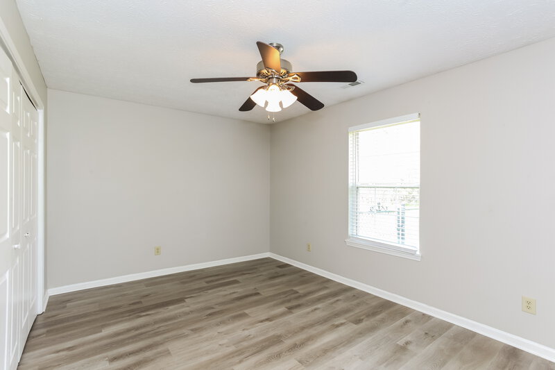 1,950/Mo, 12036 Pepperwood Dr Indianapolis, IN 46236 Bedroom View