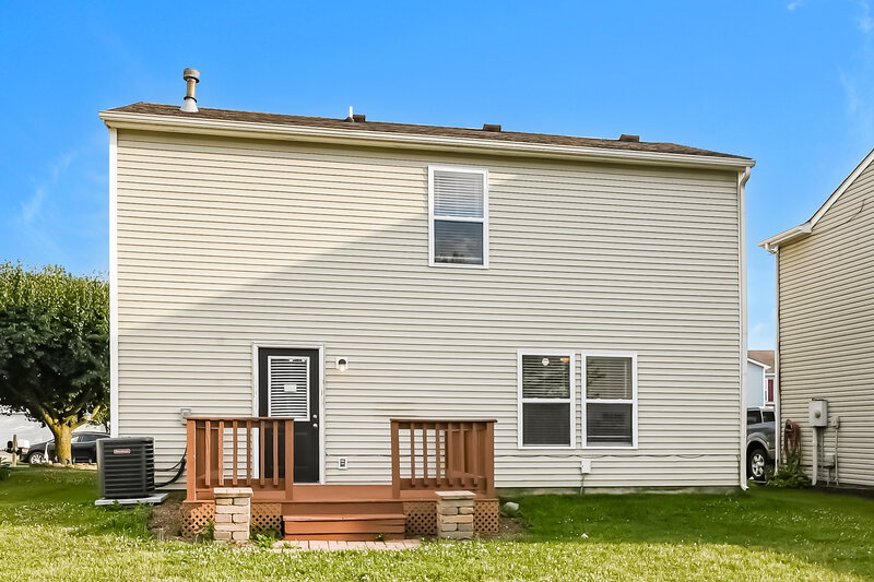 1,730/Mo, 144 Winterwood Dr Greenwood, IN 46143 Rear View