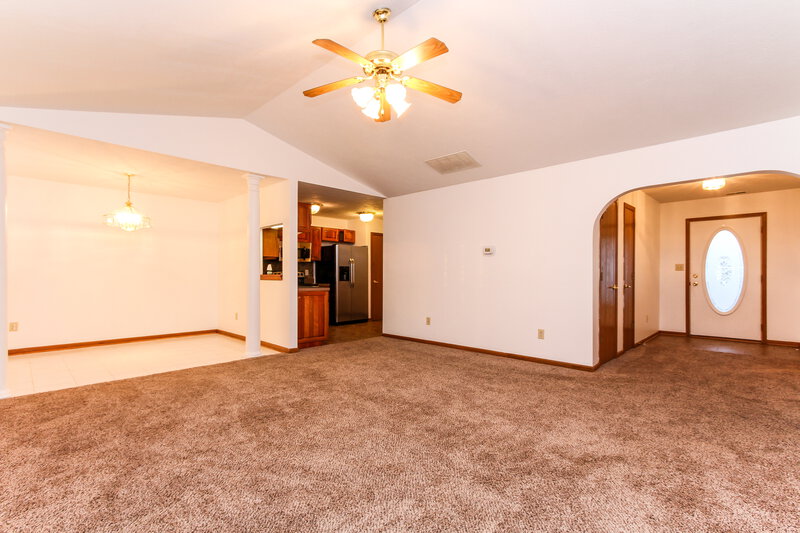 1,220/Mo, 2312 Canvasback Dr Indianapolis, IN 46234 Living Room View 2