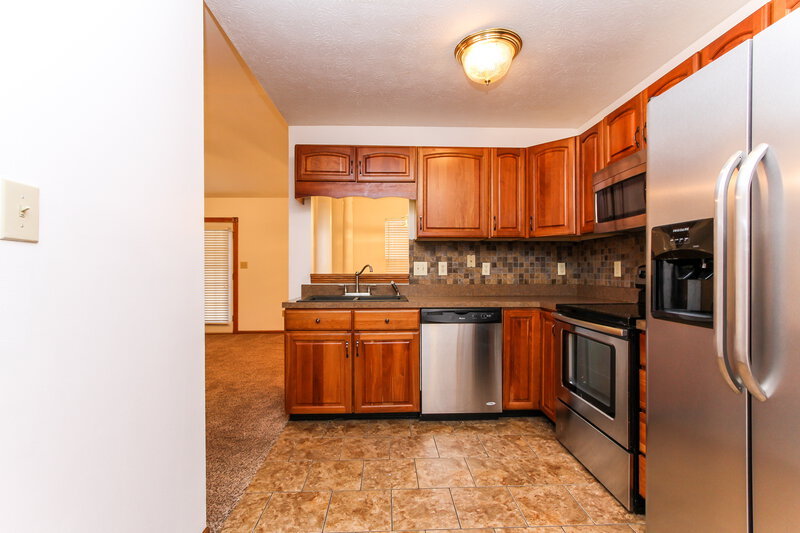 1,220/Mo, 2312 Canvasback Dr Indianapolis, IN 46234 Kitchen View